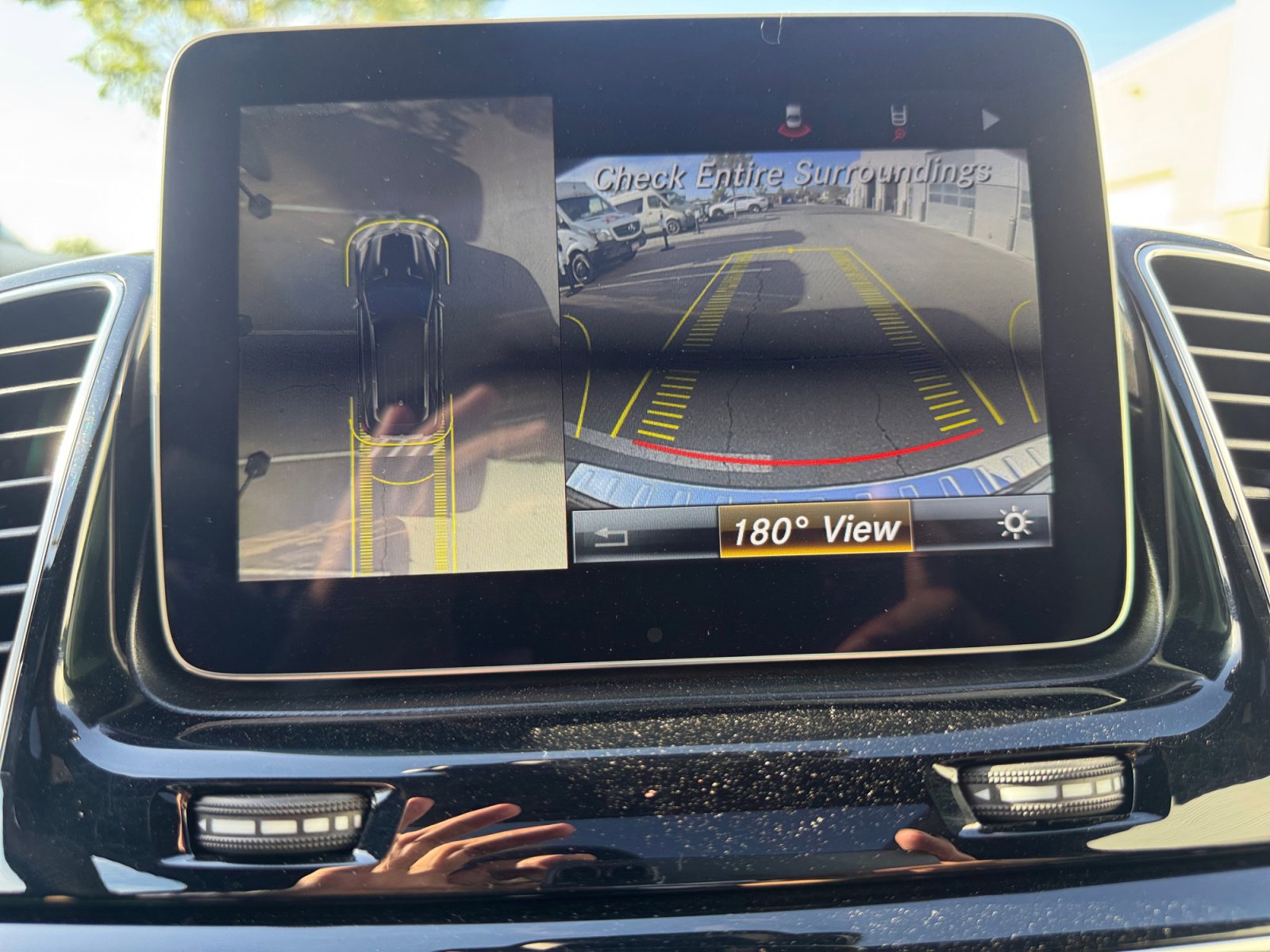 Used 2018 Mercedes-Benz GLE 350 4MATIC image 25