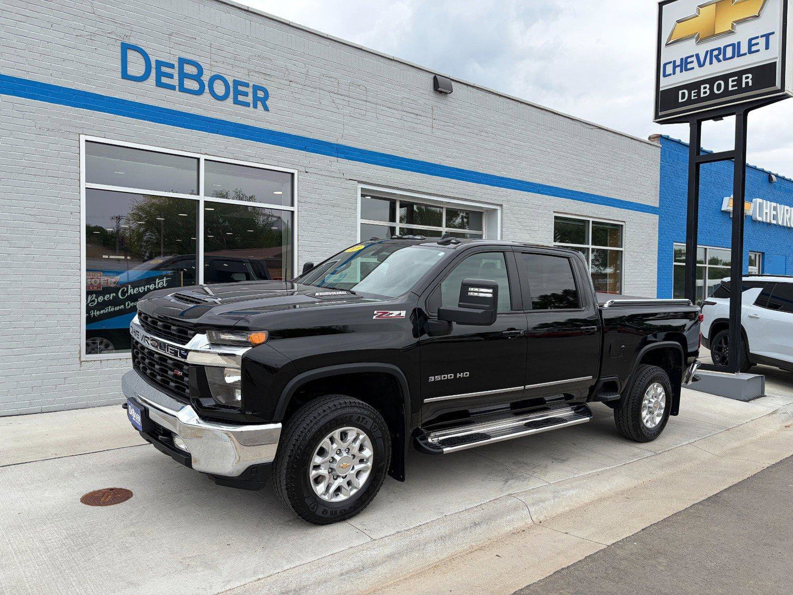 Used 2021 Chevrolet Silverado 3500 LT w/ Convenience Package AWD/4WD image 1