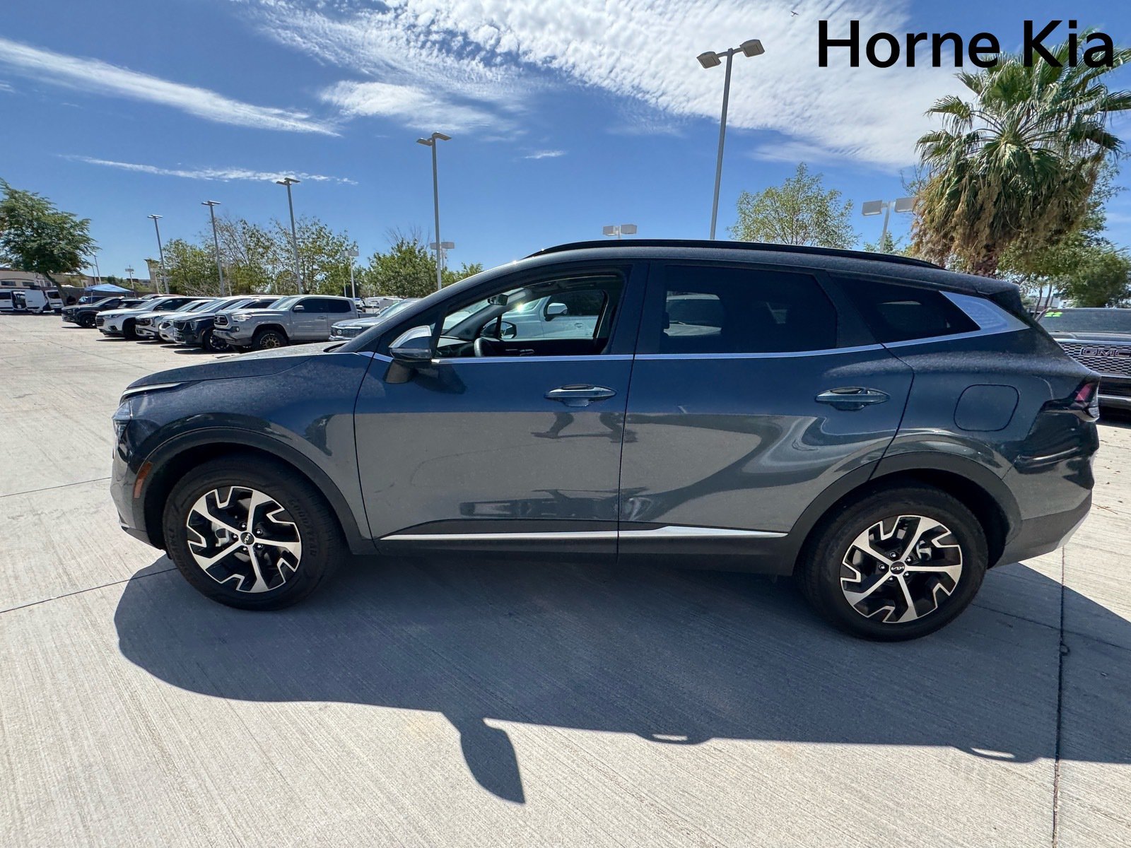 Used 2025 Kia Sportage EX w/ EX Premium Package AWD/4WD image 6