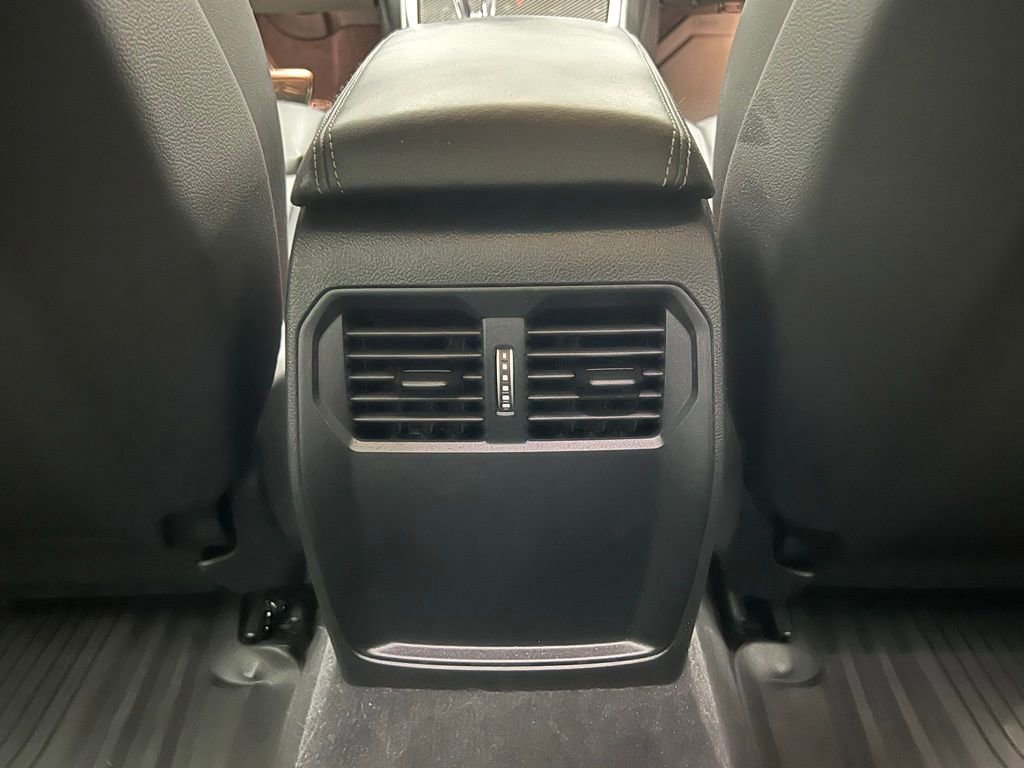 Used 2025 BMW M4 xDrive Competition w/ M Carbon Exterior Package image 9