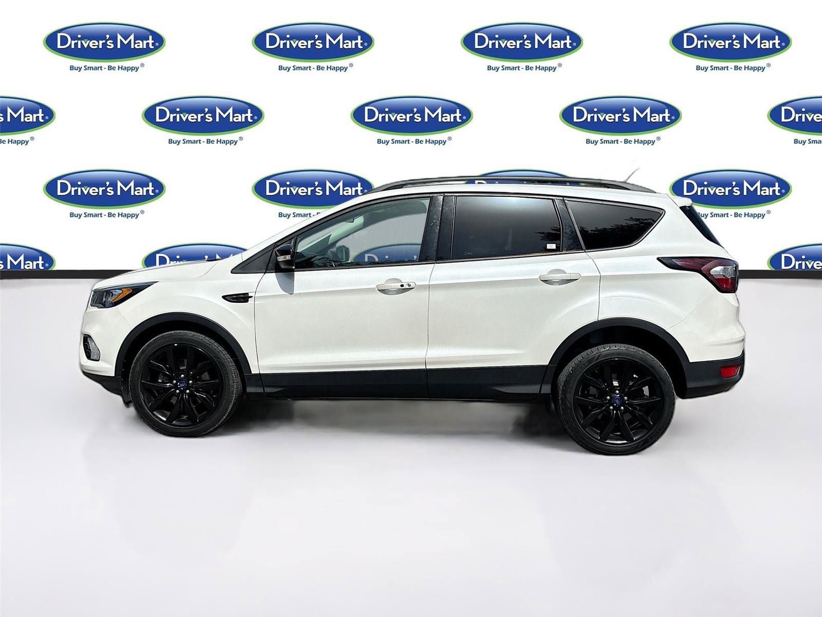 Used 2017 Ford Escape Titanium AWD/4WD image 4