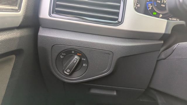 Used 2023 Volkswagen Atlas SE w/ Panoramic Sunroof Package image 34