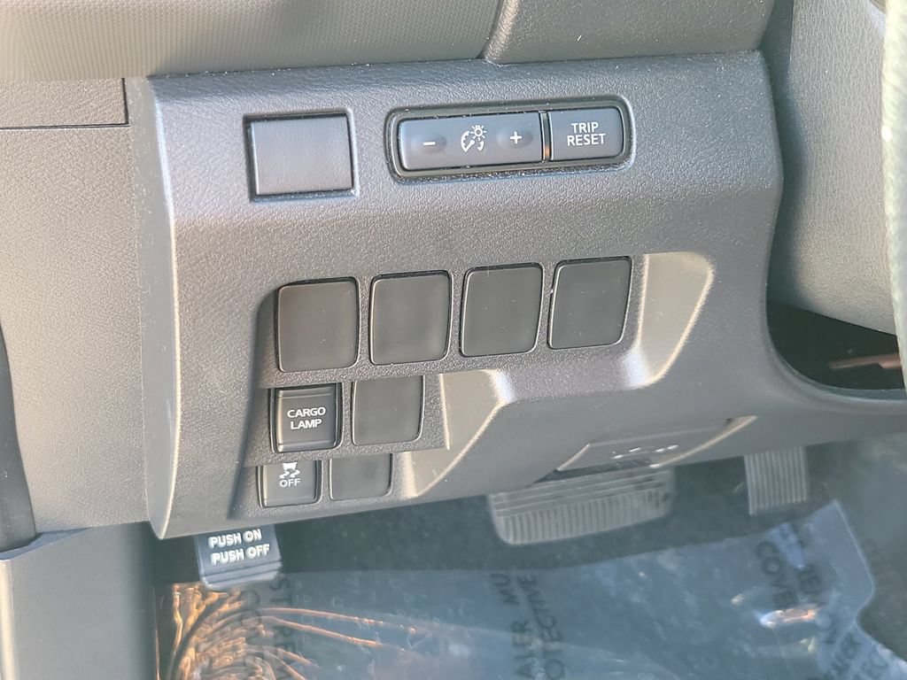 Certified 2024 Nissan Frontier SV RWD image 30
