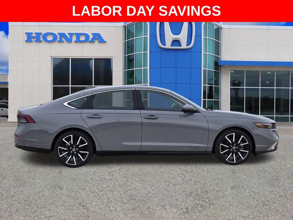 New 2026 Honda Accord Touring image 2