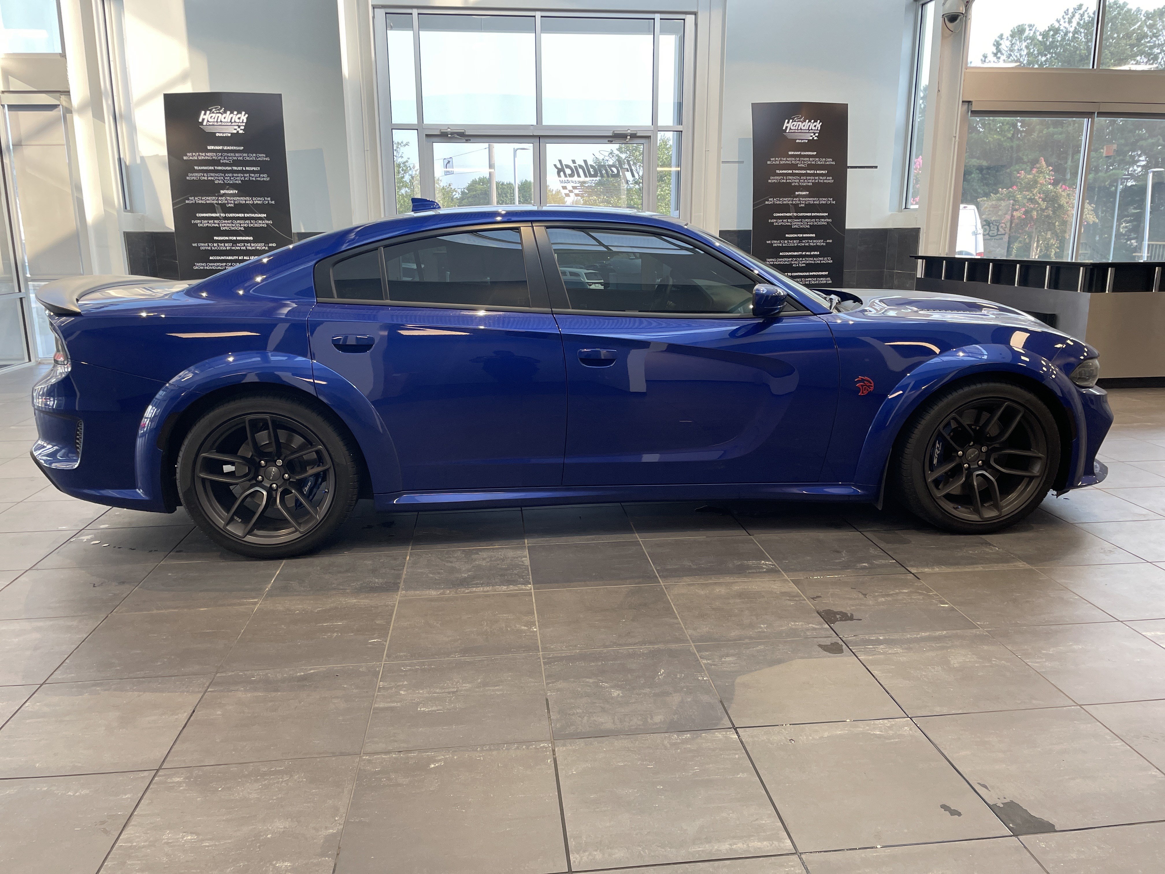 Used 2022 Dodge Charger SRT Hellcat RWD image 12