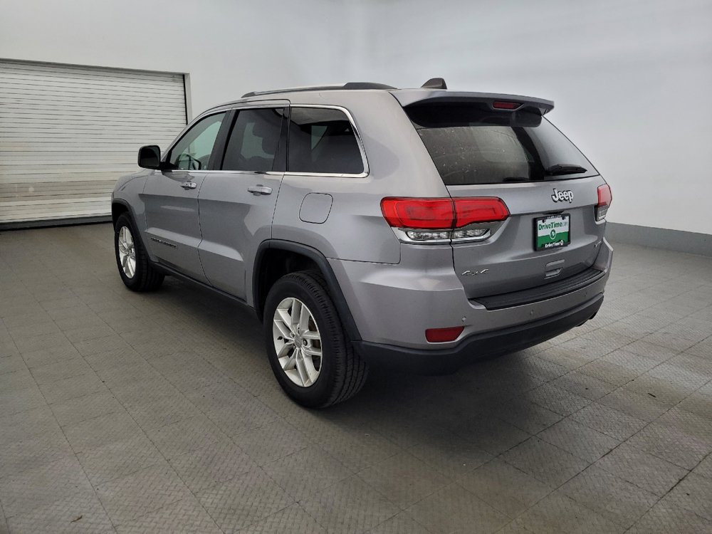 Used 2017 Jeep Grand Cherokee Laredo w/ Quick Order Package 23E AWD/4WD image 5