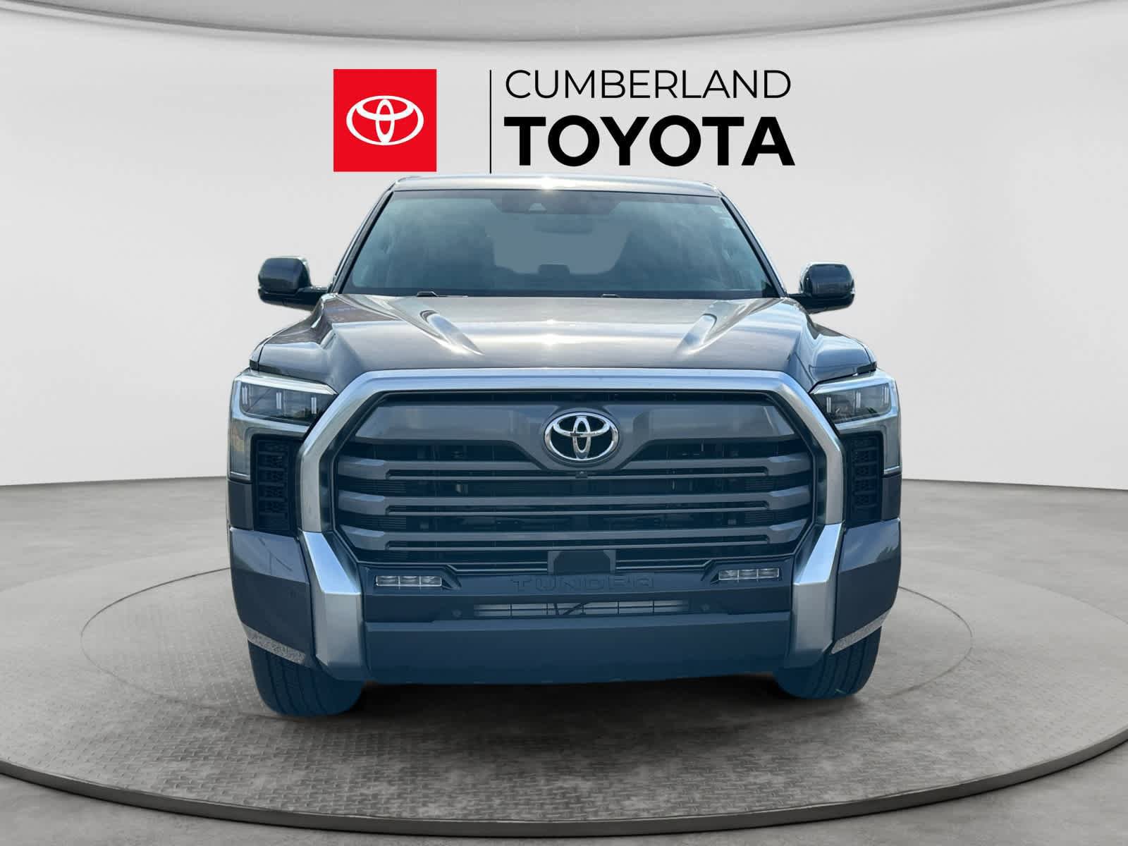 Used 2023 Toyota Tundra Limited AWD/4WD image 8