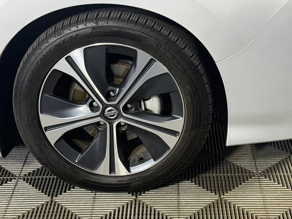 Used 2022 Nissan Leaf SV FWD image 13