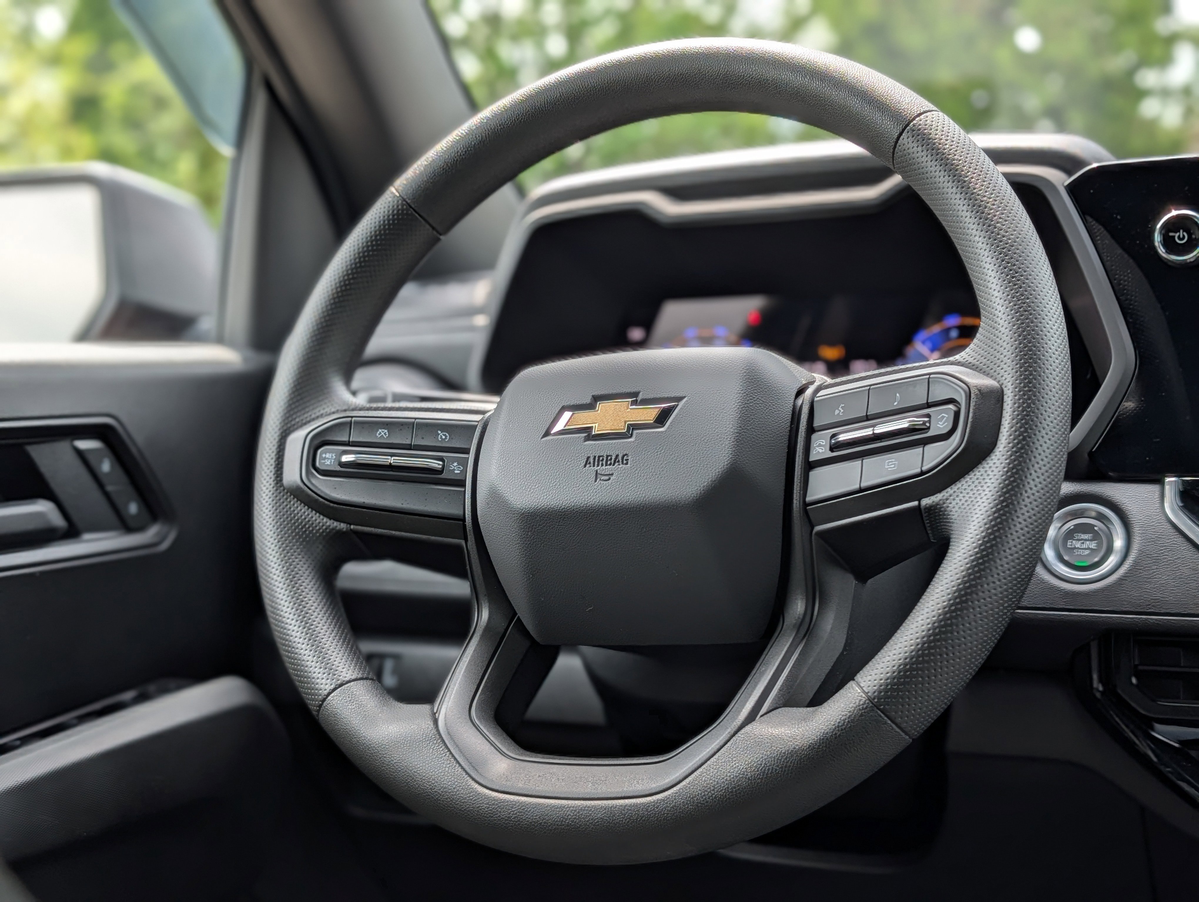 Used 2025 Chevrolet Colorado W/T w/ Advanced Trailering Package image 14