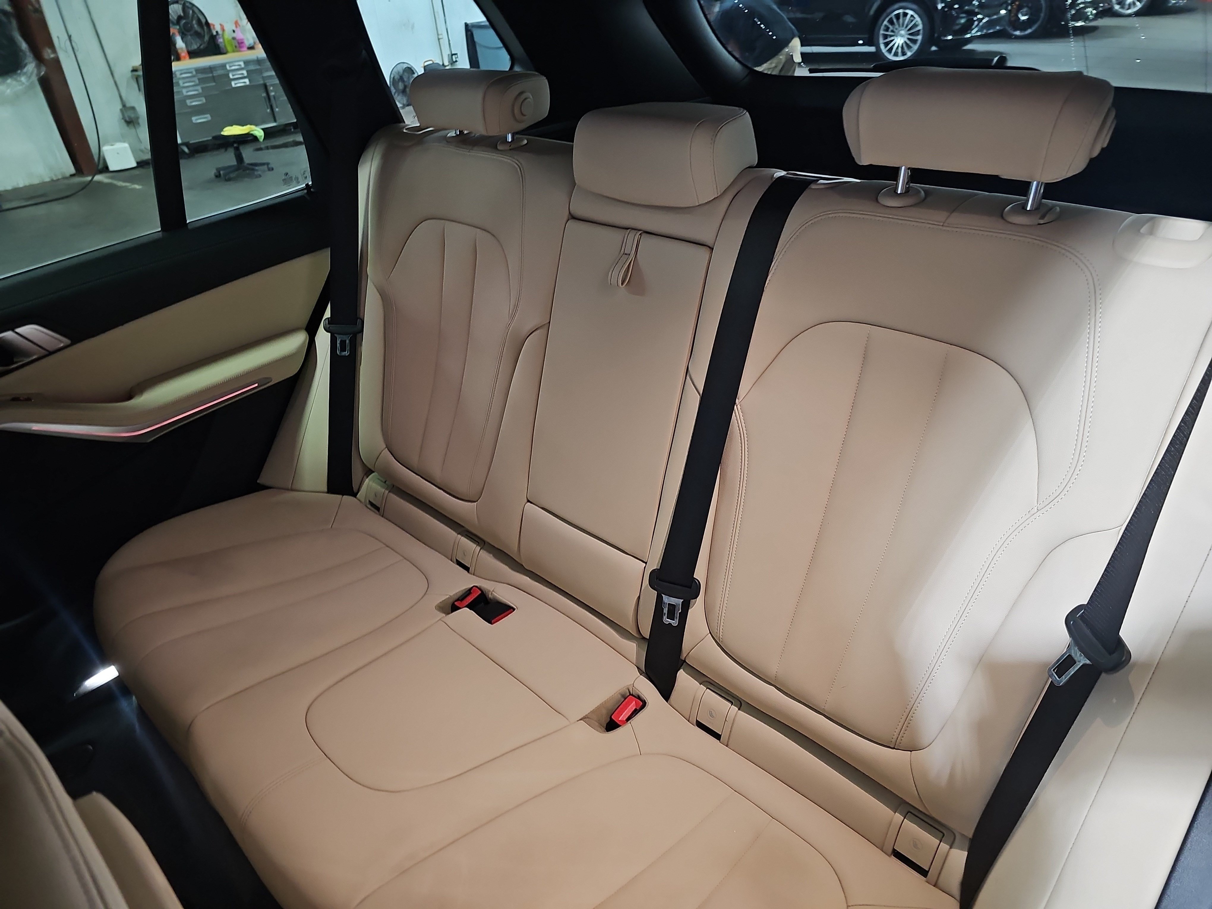 Used 2021 BMW X5 sDrive40i w/ Convenience Package RWD image 14