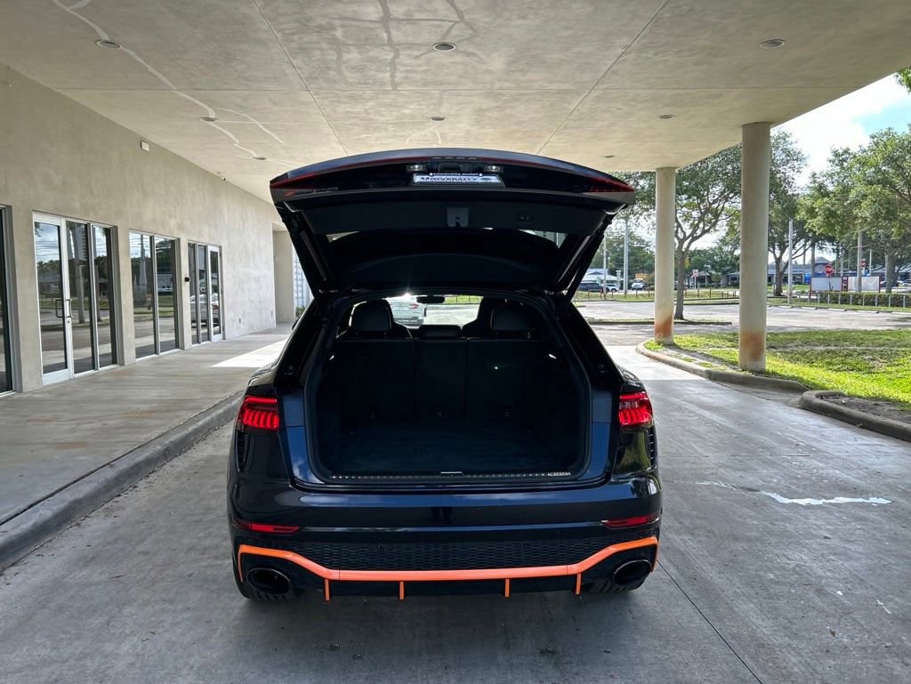 Used 2021 Audi RS Q8 AWD/4WD image 40