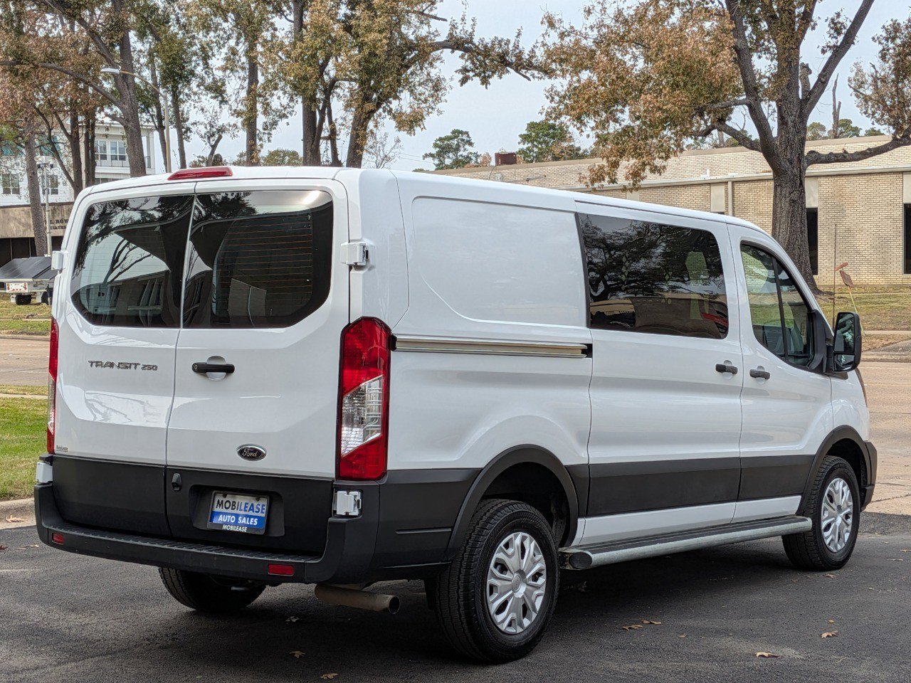 Used 2024 Ford Transit 250 w/ Exterior Upgrade Package image 5