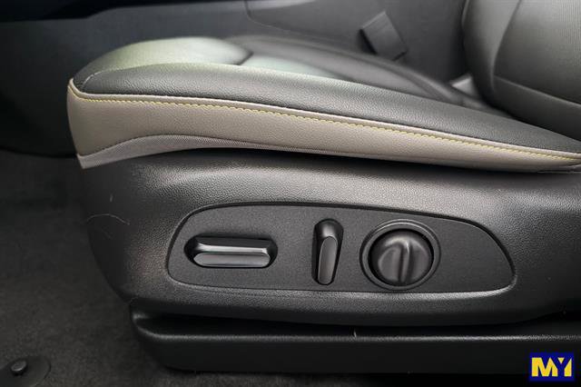 Used 2024 Chevrolet Trax ACTIV w/ Driver Confidence Package FWD image 13