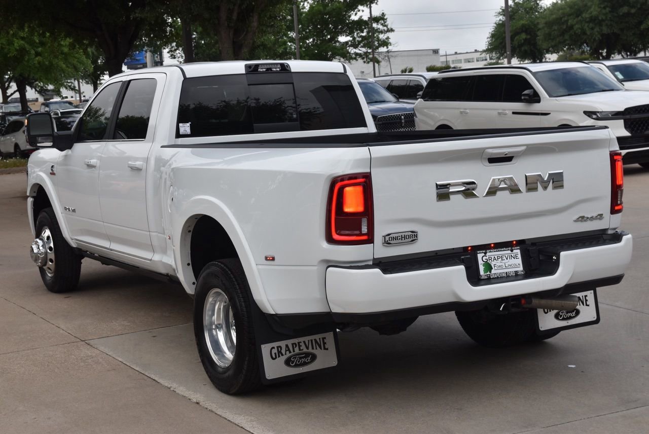 Used 2025 RAM 3500 Longhorn image 10