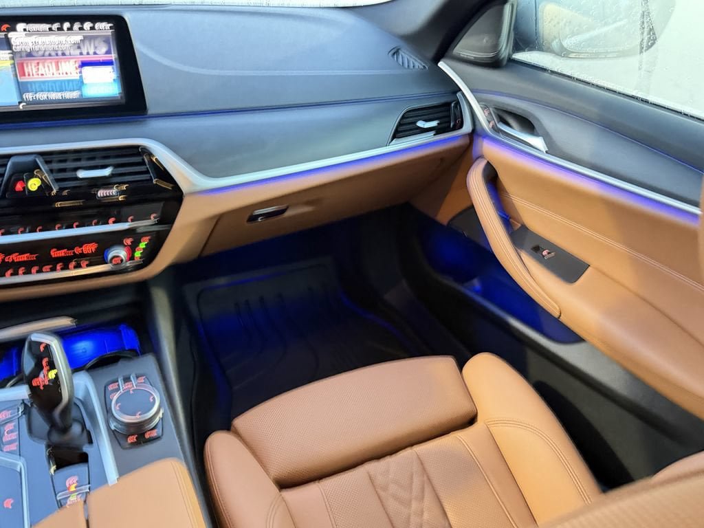 Used 2023 BMW 530i w/ Premium Package RWD image 17