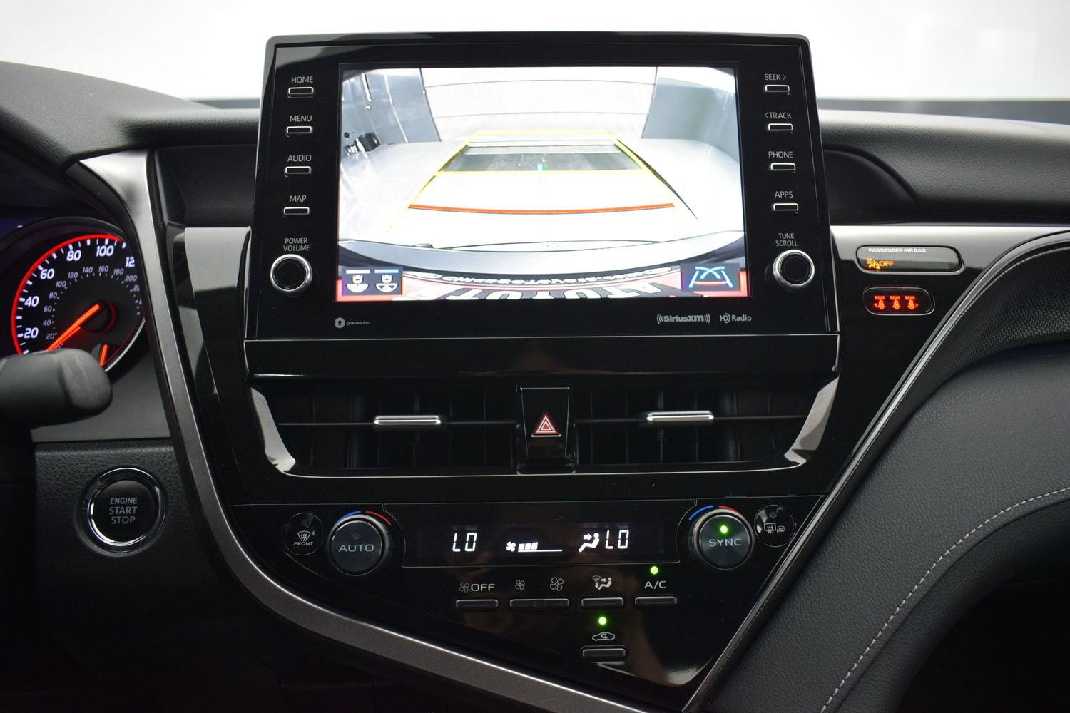 Used 2024 Toyota Camry XSE FWD image 17