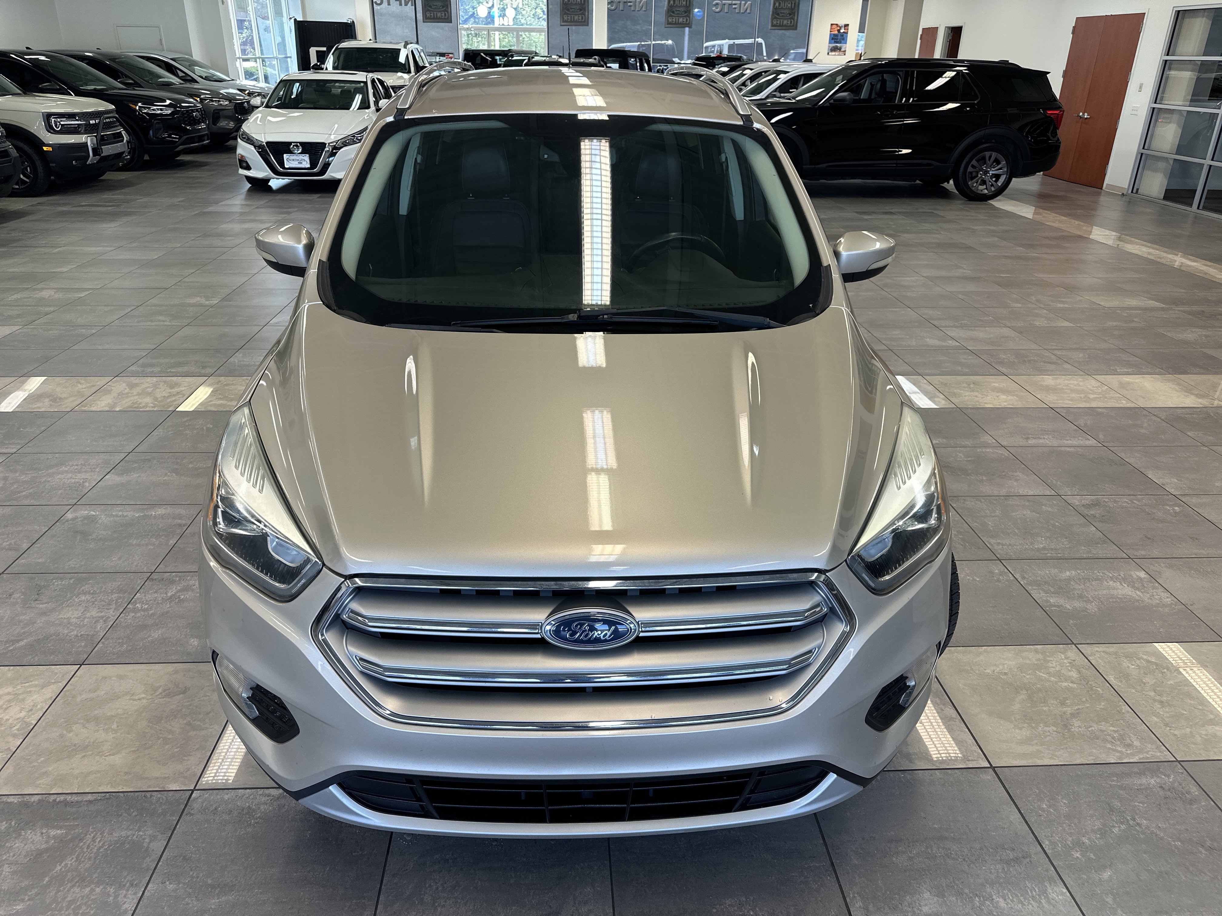 Used 2017 Ford Escape Titanium image 19