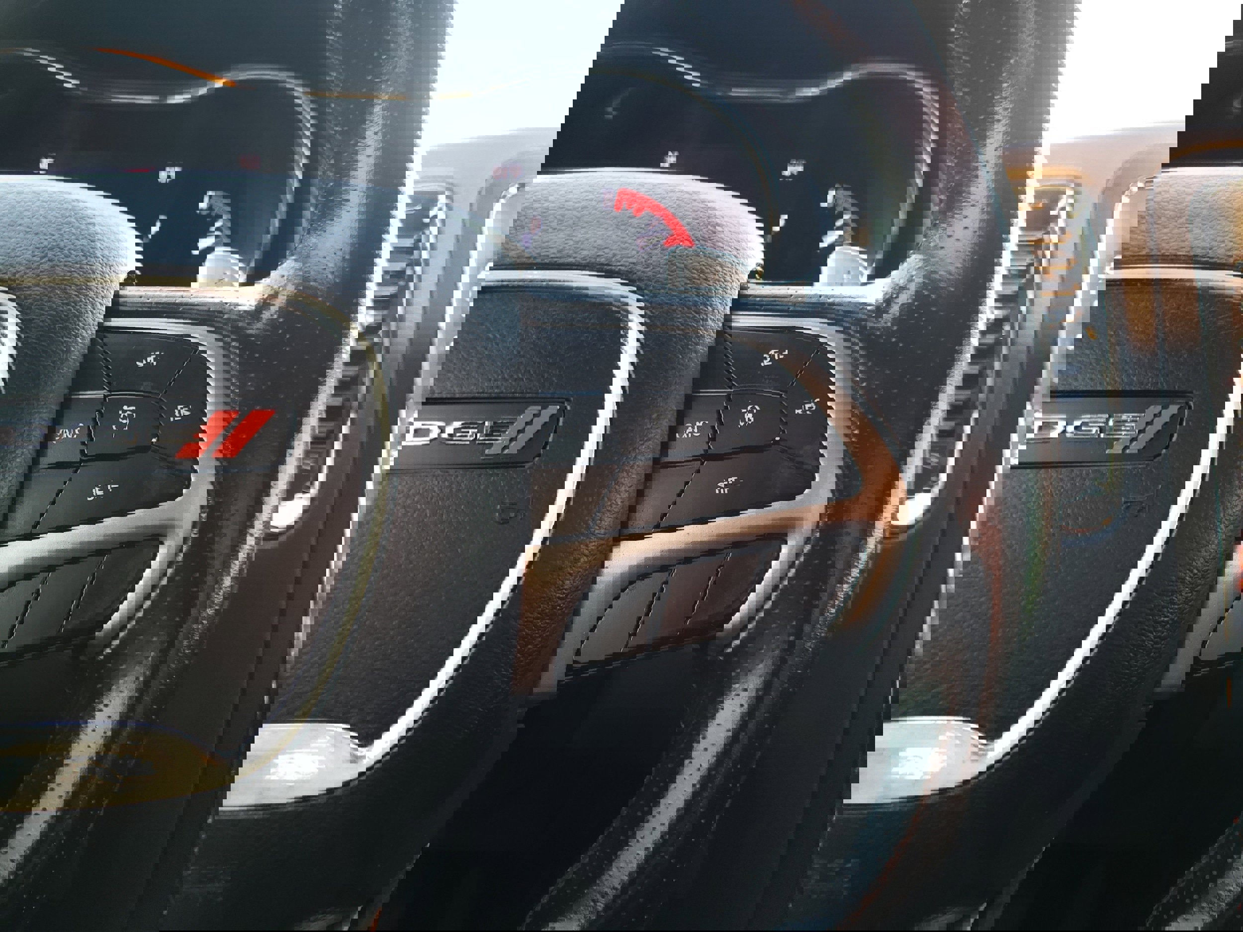 Used 2020 Dodge Durango GT image 33