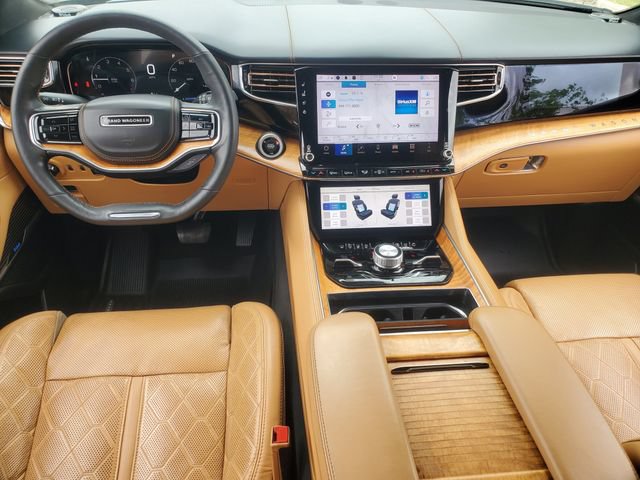 Used 2022 Jeep Grand Wagoneer Series III w/ Rear Seat Video Group 1 AWD/4WD image 26