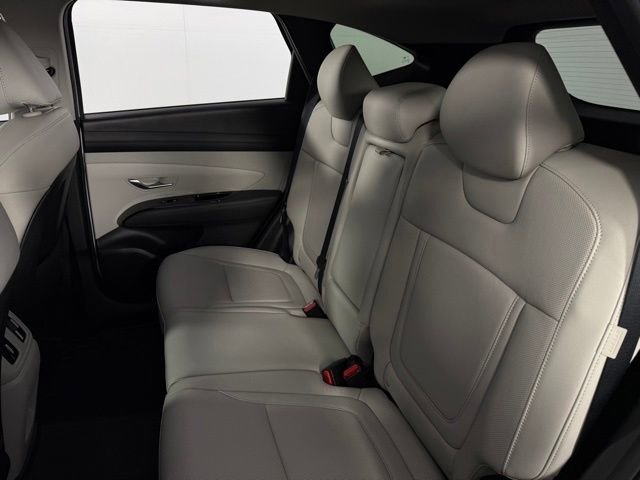 Used 2025 Hyundai Tucson Limited image 17
