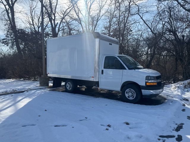 New 2025 Chevrolet Express 3500 w/ Power Convenience Package RWD image 2