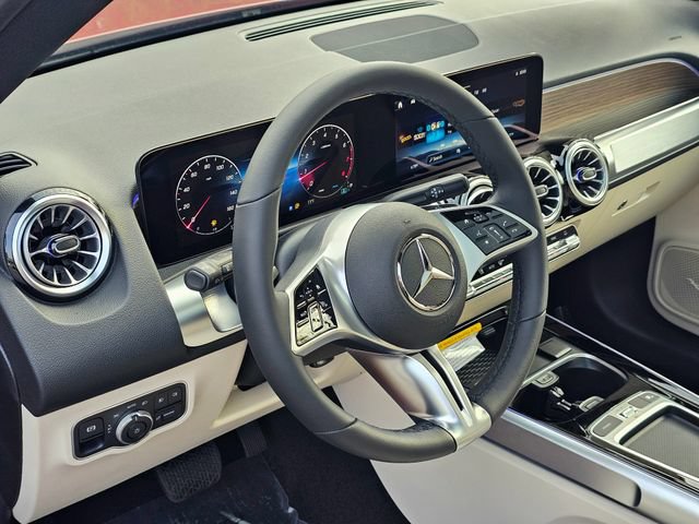 New 2026 Mercedes-Benz GLB 250 4MATIC image 14