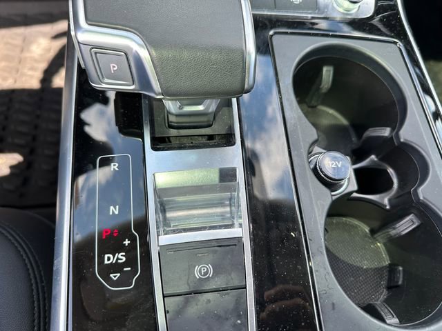 Used 2022 Audi Q7 3.0T Premium Plus image 24