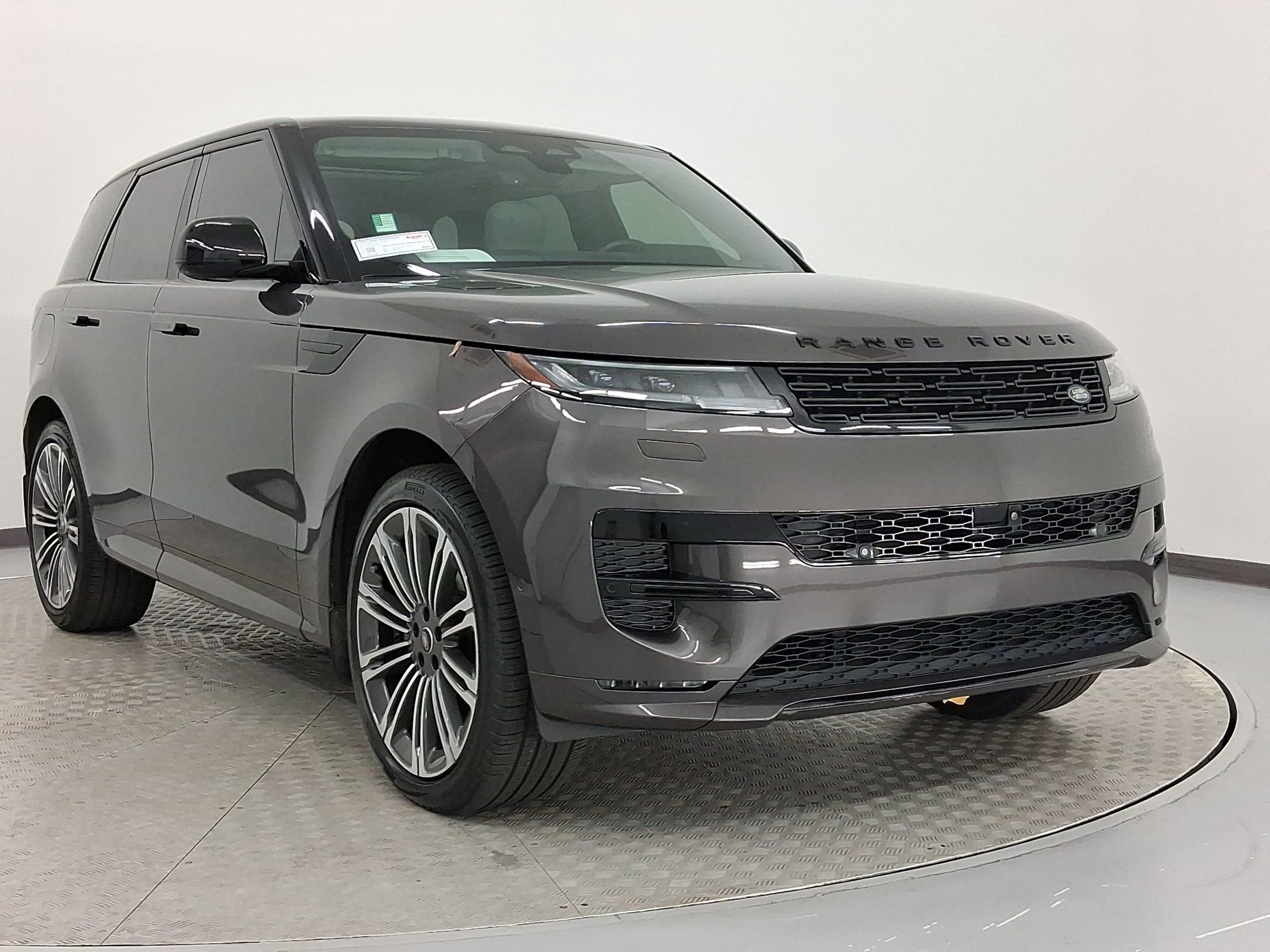 Used 2024 Land Rover Range Rover Sport Dynamic SE image 7