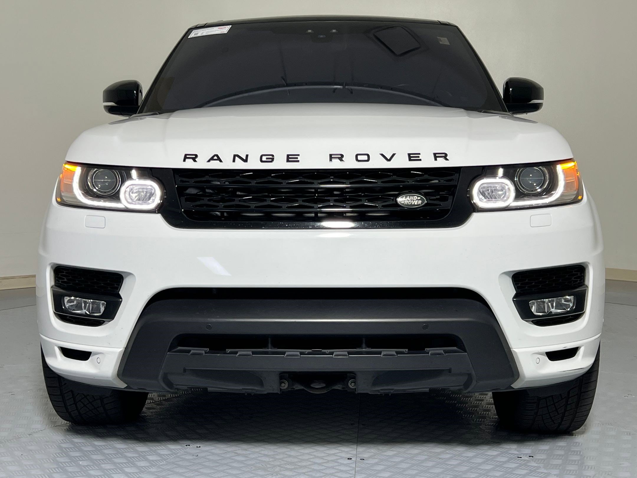 Used 2017 Land Rover Range Rover Sport HSE Dynamic image 6