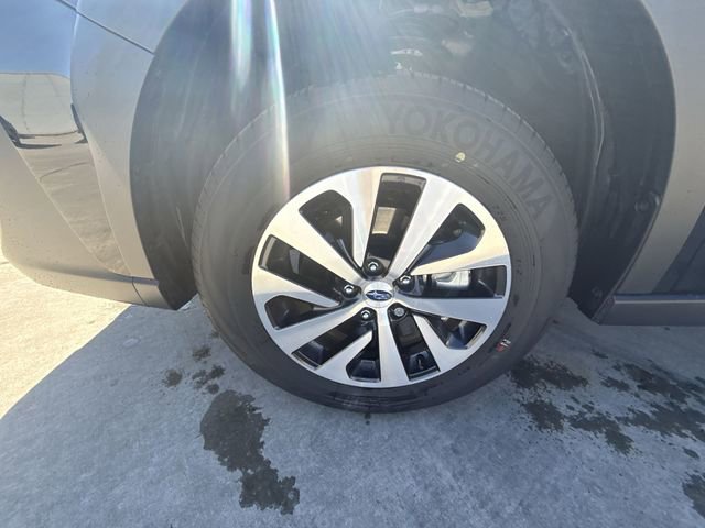 Certified 2025 Subaru Outback Premium image 10