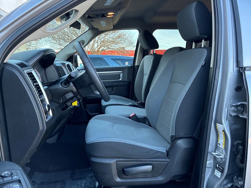 Used 2024 RAM 1500 Classic SLT image 10