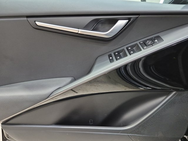 Certified 2024 Kia Niro Wind w/ Wind Preserve Package FWD image 27