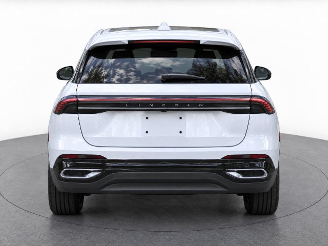 Used 2025 Lincoln Nautilus Premier w/ Equipment Group 102A AWD/4WD image 7