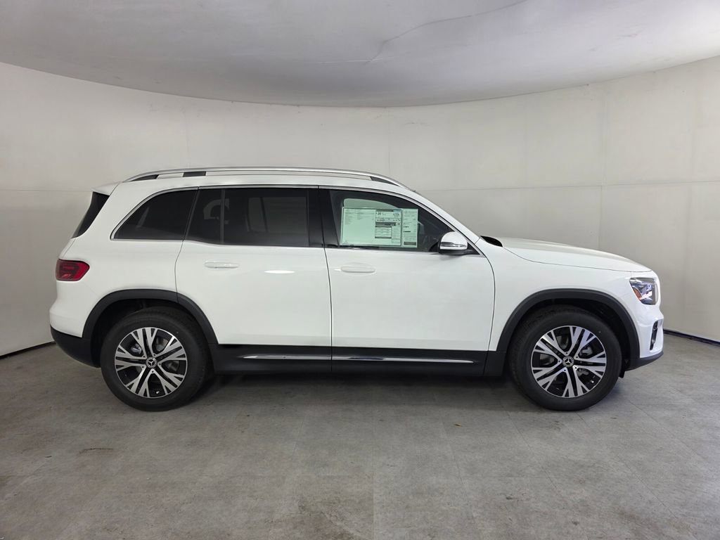 New 2026 Mercedes-Benz GLB 250 image 3