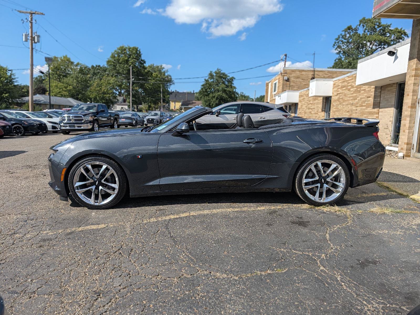 Used 2018 Chevrolet Camaro SS RWD image 32