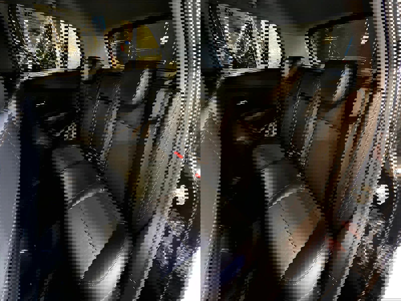 Used 2022 Chevrolet Trax LT w/ LT Convenience Package image 15