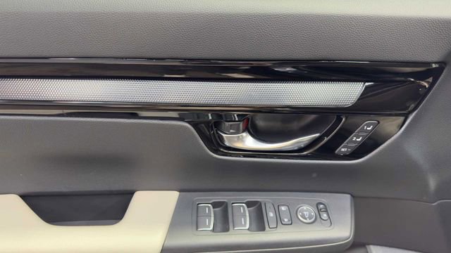 Used 2025 Honda CR-V EX-L image 23