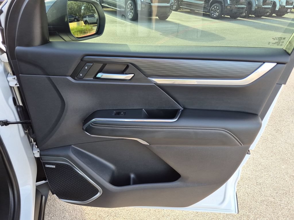 Certified 2024 GMC Acadia Elevation w/ Black Edition FWD image 38