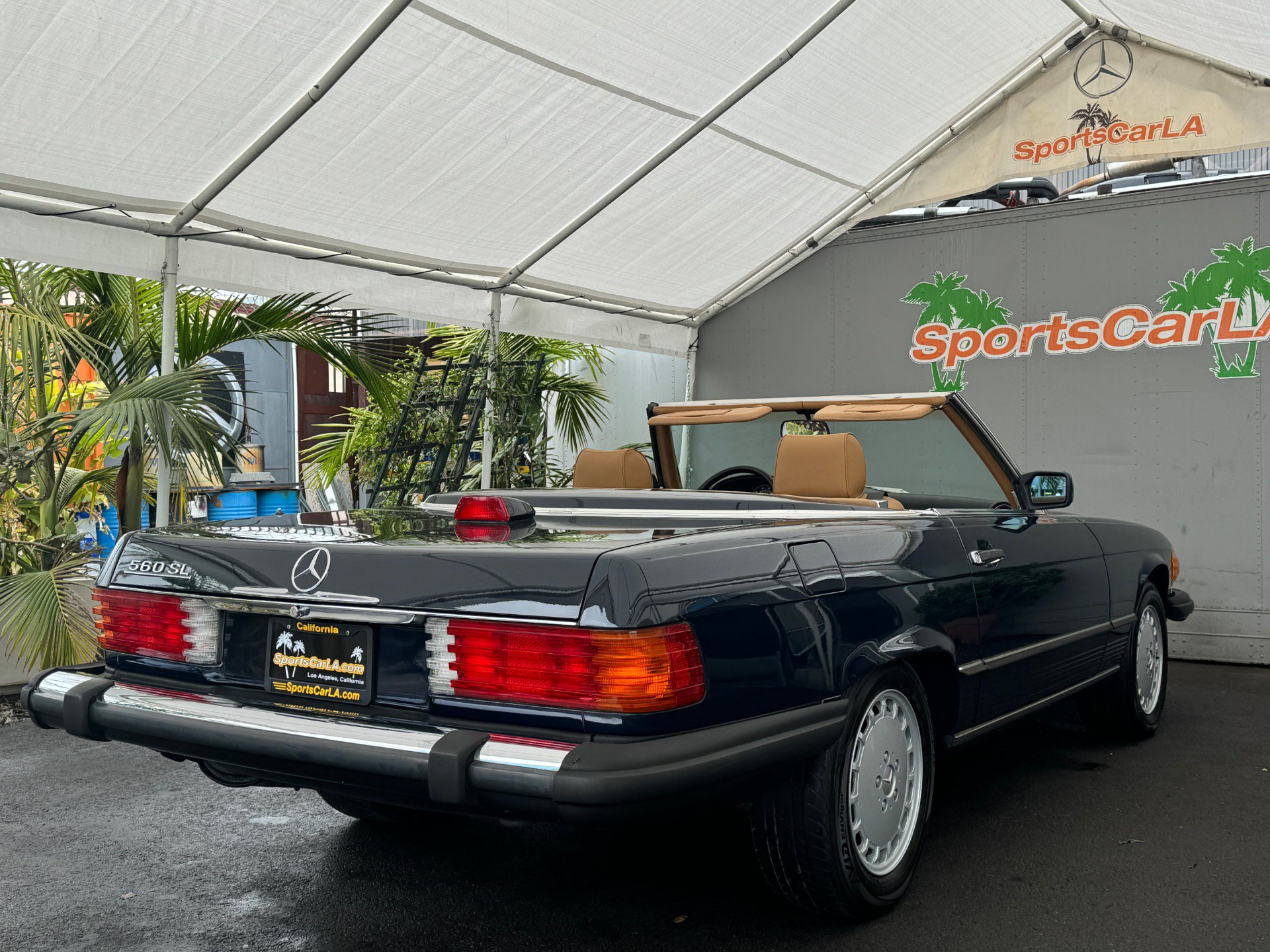 Used 1987 Mercedes-Benz 560 SL image 8