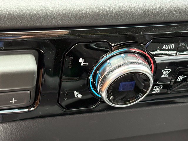 New 2026 GMC Sierra 1500 Elevation w/ Elevation Premium Package AWD/4WD image 10