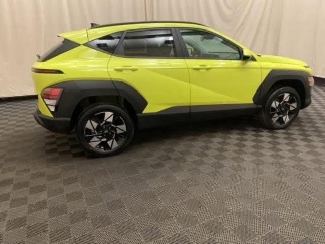 Used 2024 Hyundai Kona SEL w/ Convenience Package image 8