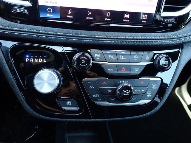 New 2025 Chrysler Pacifica Select FWD image 21