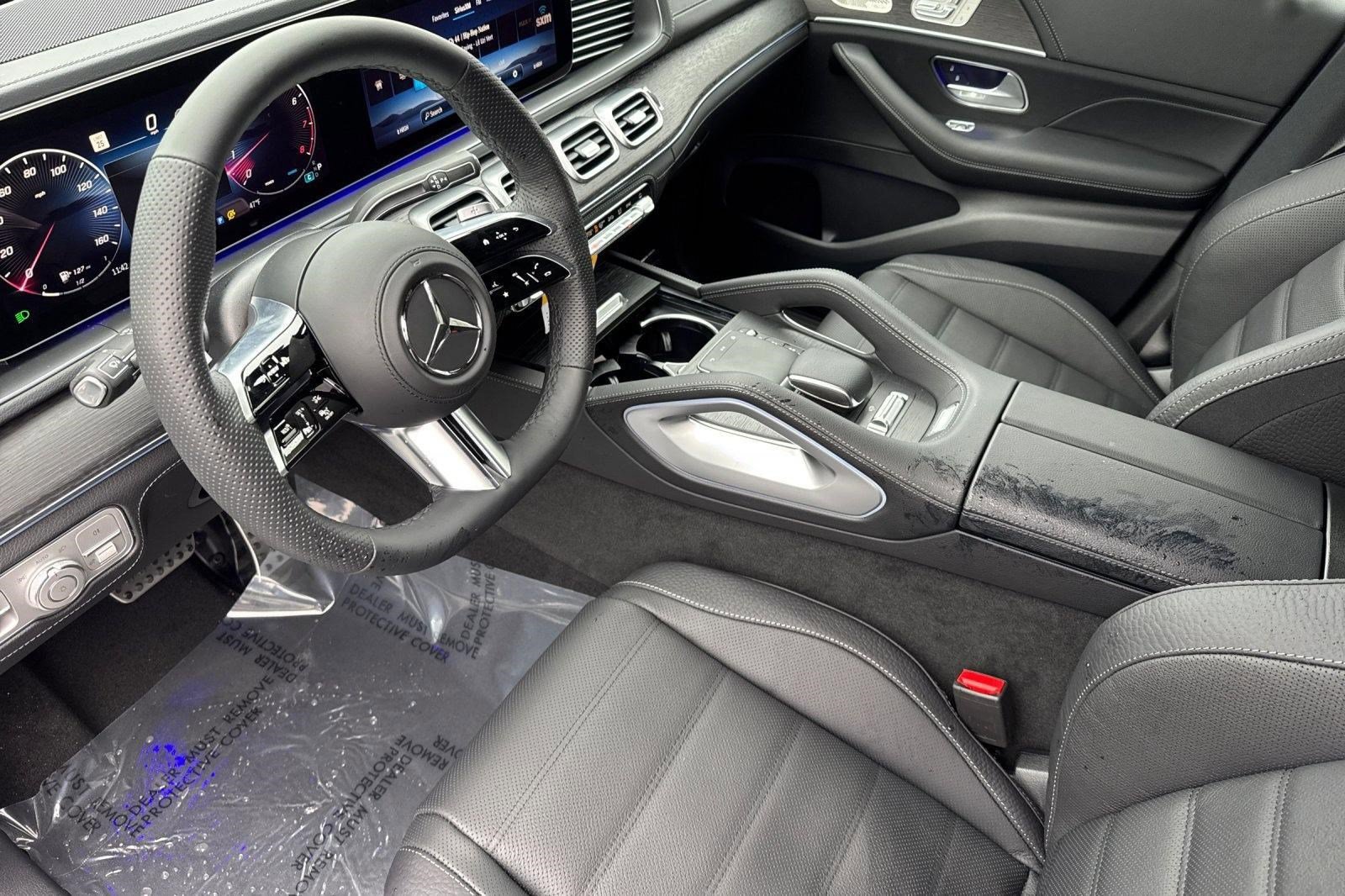 New 2026 Mercedes-Benz GLS 580 4MATIC image 4