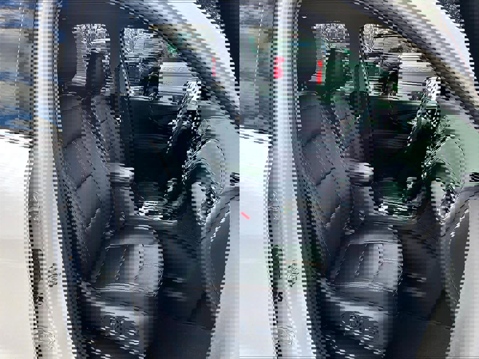 Used 2022 Chevrolet Equinox Premier image 11