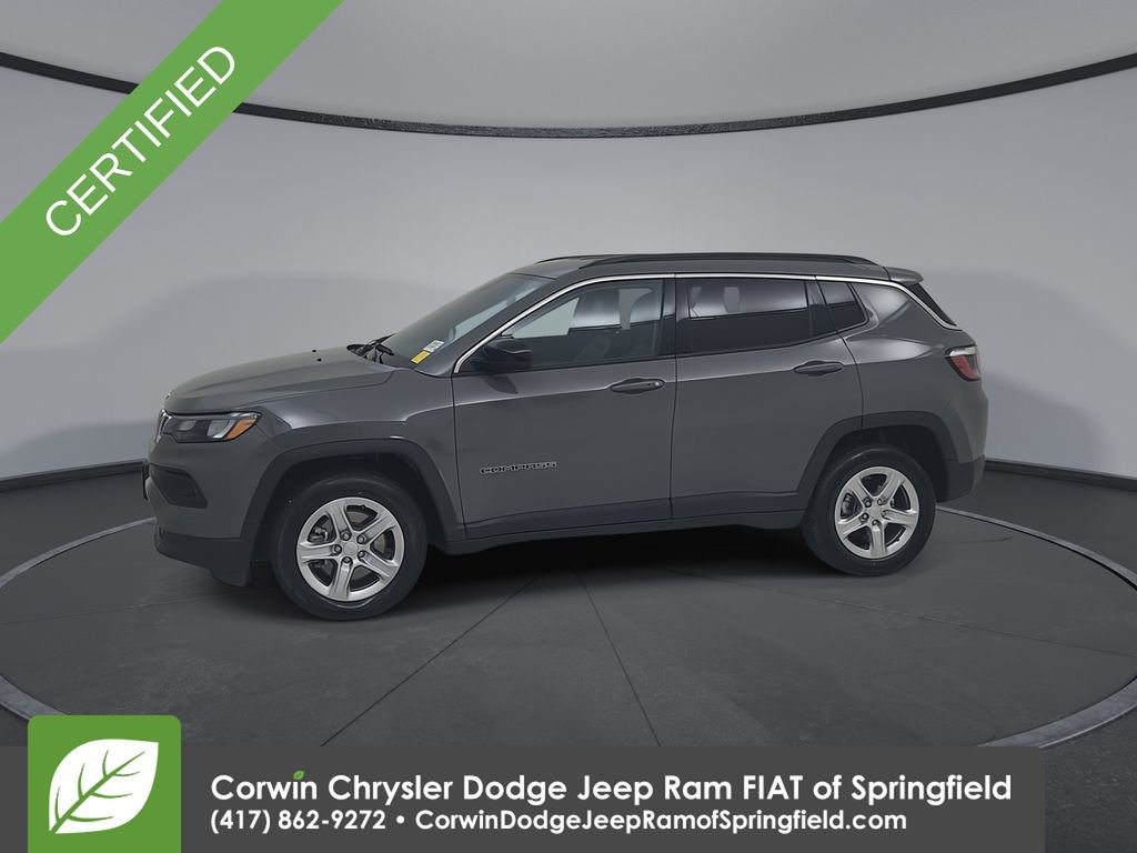 Certified 2024 Jeep Compass Latitude image 8