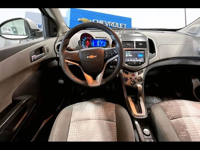 Used 2014 Chevrolet Sonic LS image 8