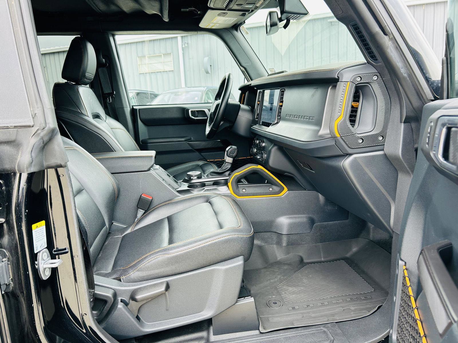 Used 2024 Ford Bronco Badlands image 33