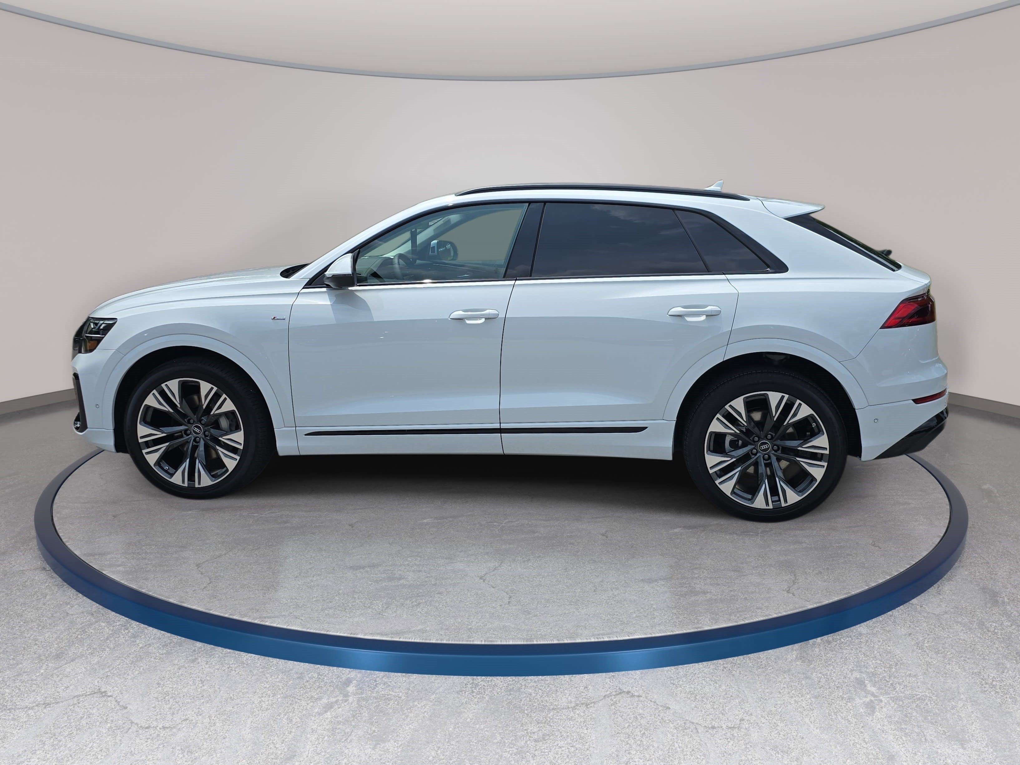 New 2026 Audi Q8 Premium Plus AWD/4WD image 5