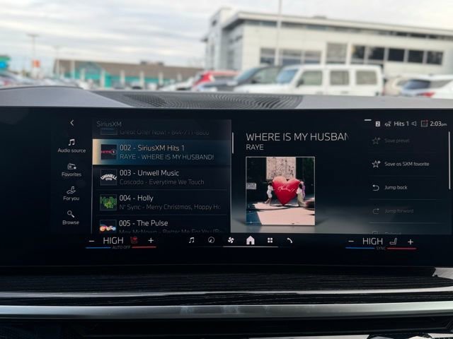 New 2026 BMW X5 xDrive50e w/ M Sport Package image 38