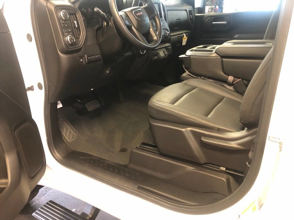 Used 2026 GMC Sierra 2500 Pro AWD/4WD image 5